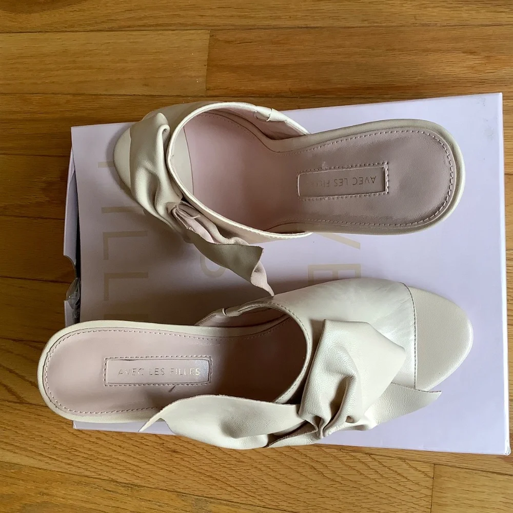 Avec Les Filles Marie Leather Bow Block-Heel Slide Sandals Pink Sand Nappa SZ 9